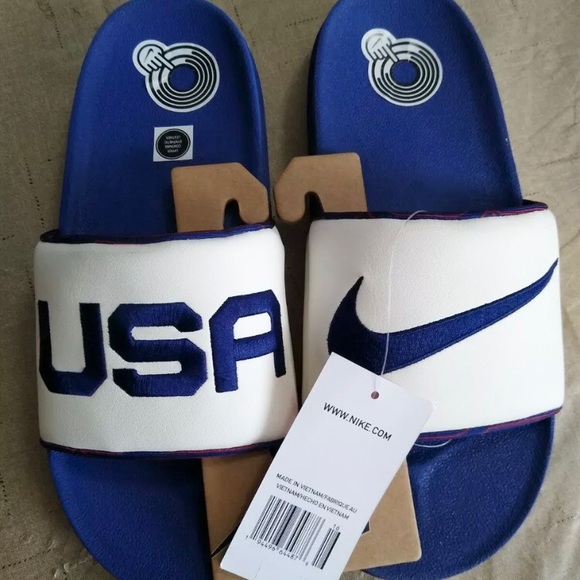 speedo on deck flip flops